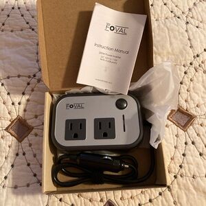 Power Inverter with Dual Outlets